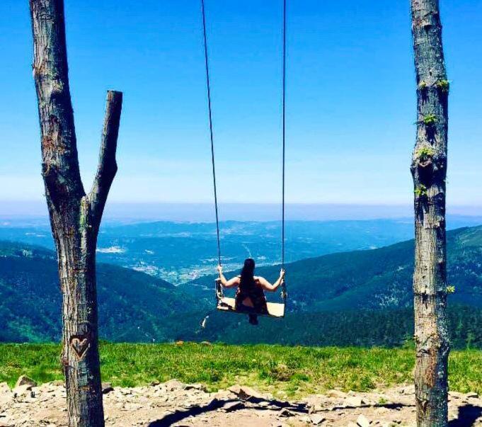 Chez Louise: Onde A Serra Beija O Ceu * Lousa (Central Portugal)