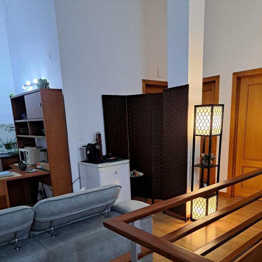 Chez Louise: Onde A Serra Beija O Ceu Homestay